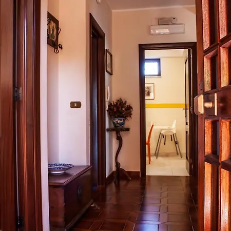 Casa Carla Apartment *
