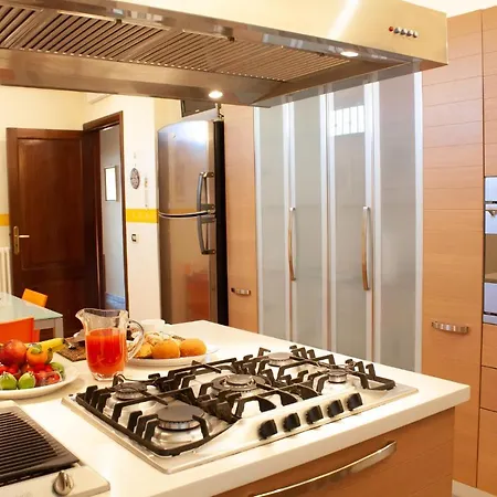 Casa Carla טאורמינה